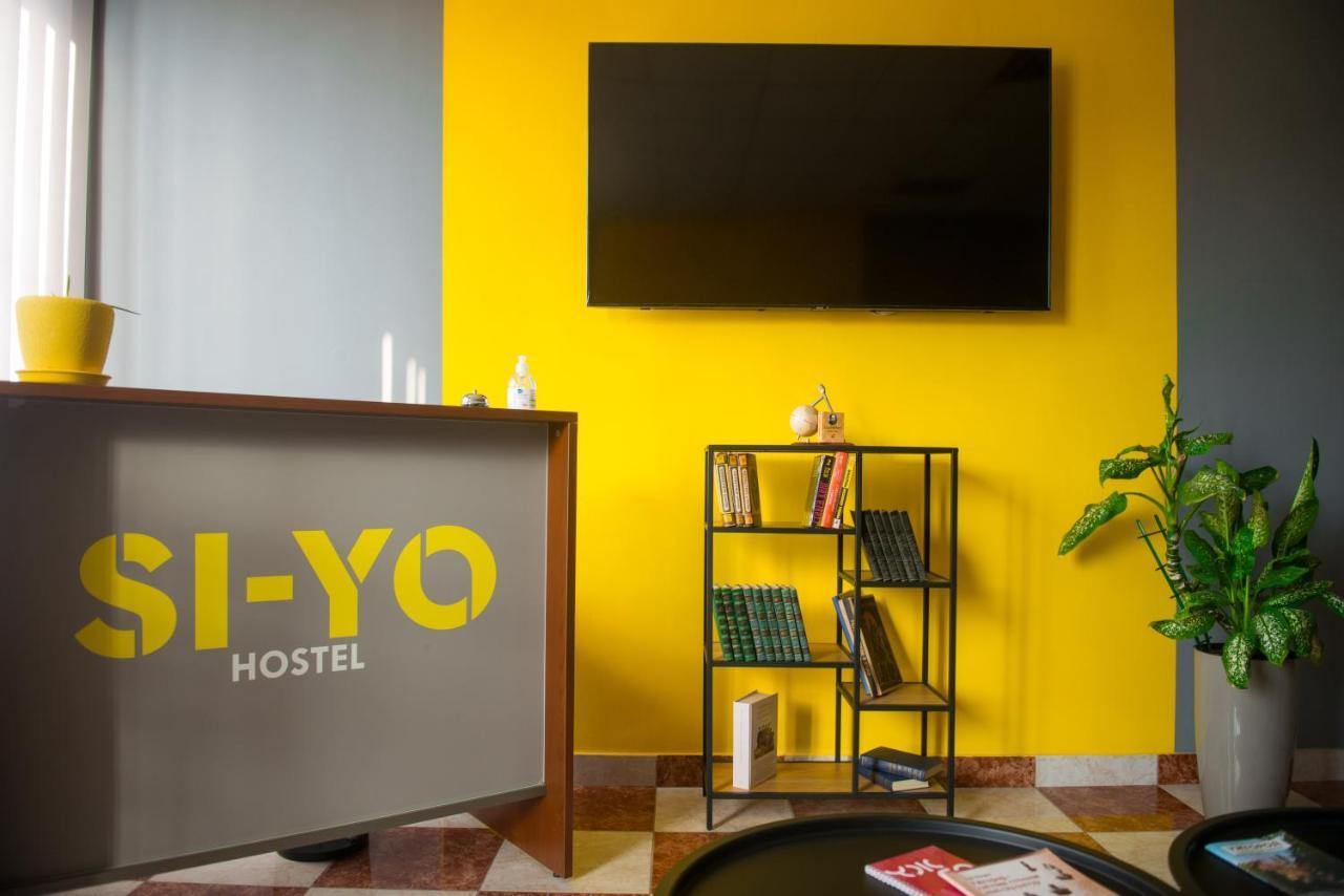 Si-Yo Hostel Uzhhorod Exterior foto