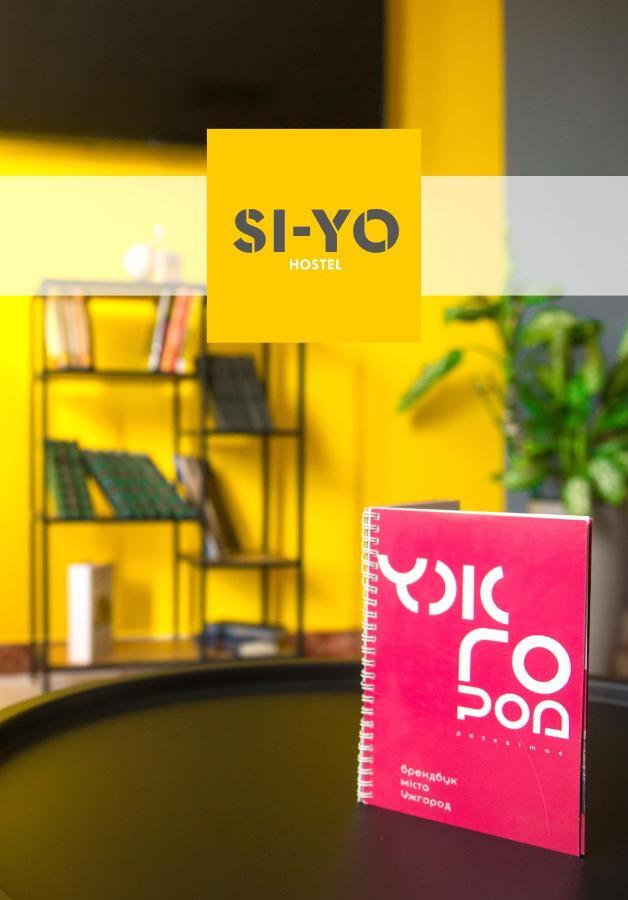 Si-Yo Hostel Uzhhorod Exterior foto